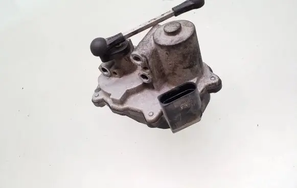 Audi A6 S6 C6 4F Intake manifold valve actuator/motor 06F133482B