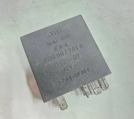 Audi A4 S4 B5 8D Other relay 8D0907701A D15502 397