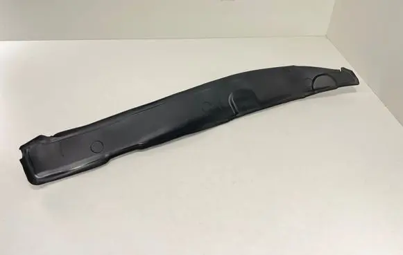 Volkswagen Golf VIII Fender end trim 5H0821111