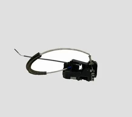 Opel Zafira A Front door lock 24444018