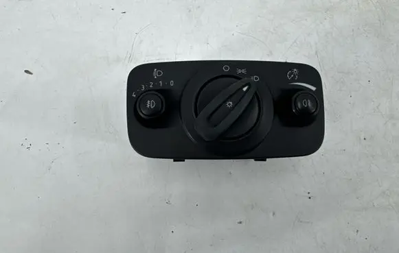 Ford Fiesta ST Light switch 10099371