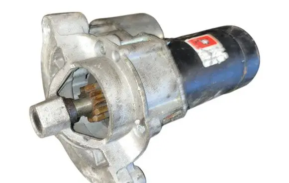 Peugeot 5008 Starter motor 40273553