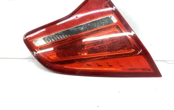 Opel Meriva B Tailgate rear/tail lights 21620101