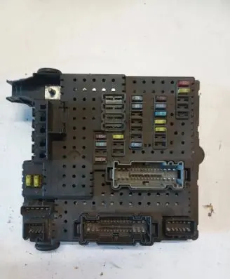 Volvo XC90 Fuse module 30786646