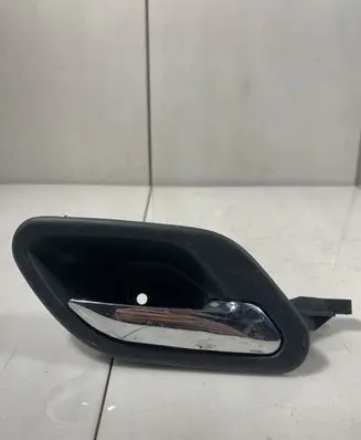 BMW 5 E39 Front door interior handle 8226050