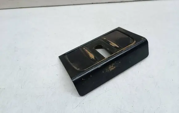 BMW 3 E90 E91 Tailgate/boot lid lock trim