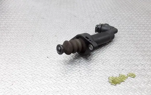 Volkswagen Polo III 6N 6N2 6NF Clutch slave cylinder 6Q0721261C