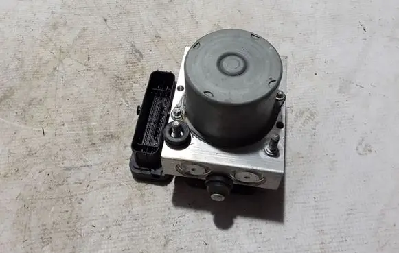 Chrysler Pacifica ABS Pump 68352226AA