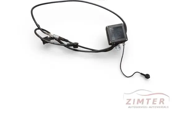 Volkswagen Multivan T4 Aerial antenna amplifier 701035577A
