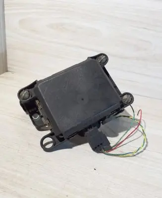 Peugeot 3008 I Distronic sensor radar 9673046780 7700879041