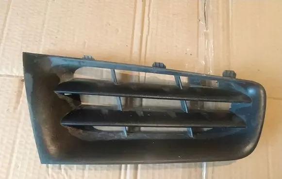 Renault Megane II Tow hook cap/cover 8200412380