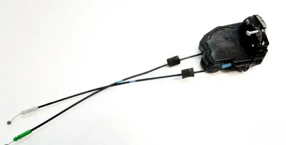 Toyota RAV 4 (XA30) Rear door lock 1120905