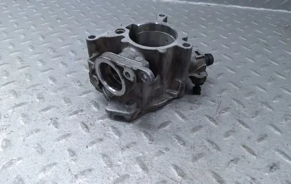 Audi TT TTS Mk2 Vacuum pump 06J145100F 06J145100AC 06J145100AA