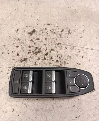 Renault Captur II Electric window control switch 254104289R 1053549901