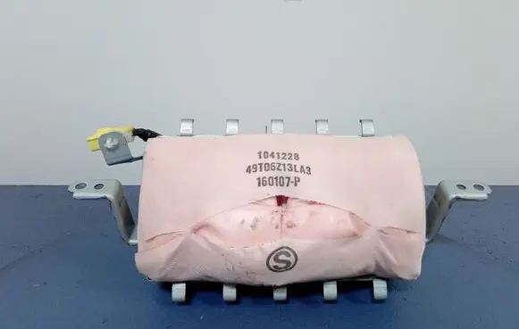 Lexus IS 220D-250-350 Passenger airbag