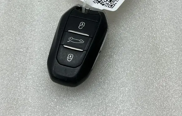 Citroen C4 II Picasso Ignition key/card 