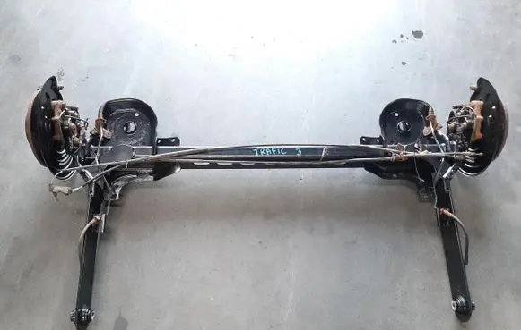 Renault Trafic III (X82) Rear axle beam 