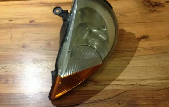 Ford Ka Headlight/headlamp