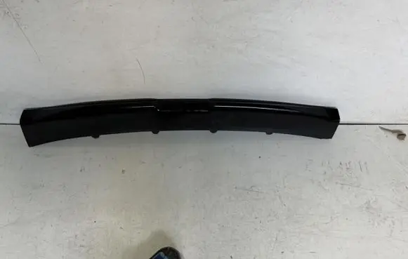 KIA Sportage Front bumper splitter molding 86565-f1800
