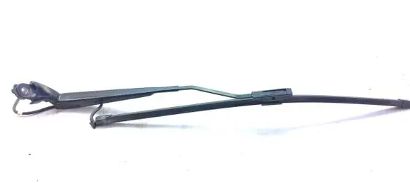 Citroen C4 Cactus Front wiper blade arm 9801705780
