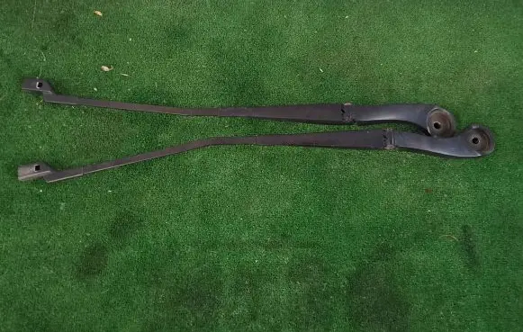 Ford Transit Custom Front wiper blade arm W000035491 W000035490
