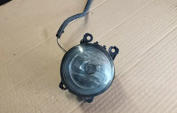 Nissan Note (E11) Front fog light 89210094