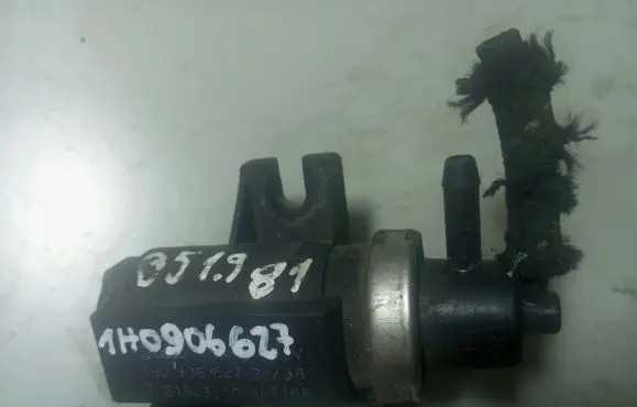 Volkswagen PASSAT B5 Turbo solenoid valve 1H0906627