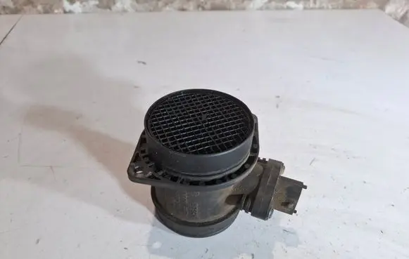 Volvo V70 Mass air flow meter 8670115 0280218088