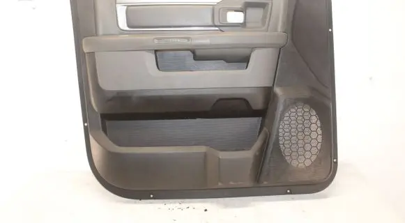 Dodge RAM 1500 DS Front door card panel trim P1VY491A8AG