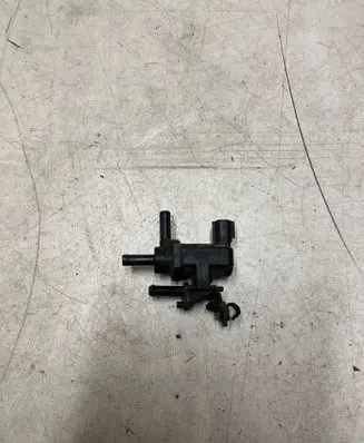 Toyota Corolla Verso AR10 Turbo solenoid valve 9008091231