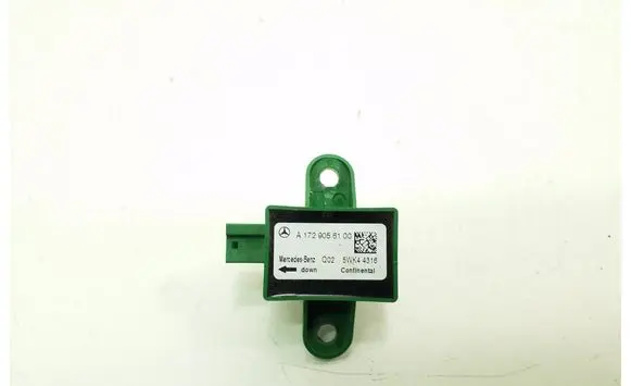 Mercedes-Benz CLS C218 X218 Airbag deployment crash/impact sensor A1729056100