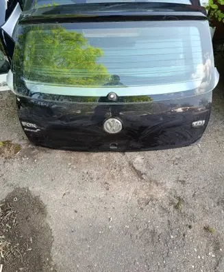 Volkswagen Fox Rear windscreen/windshield window 