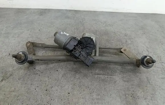 Peugeot 206+ Front wiper linkage 