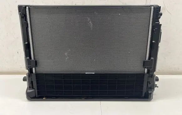 BMW i4 Radiator set 9889077 9886712 7935173