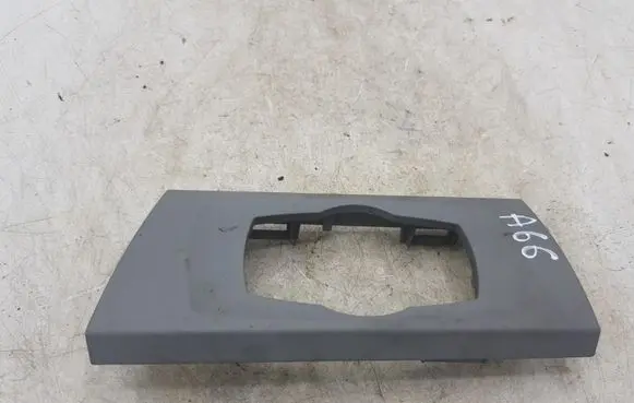 BMW 3 E90 E91 Panel trim 693870703 227016073