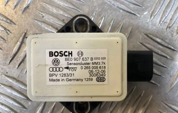 Audi A6 S6 C6 4F ESP acceleration yaw rate sensor 8E0907637B 3006349 0265005618