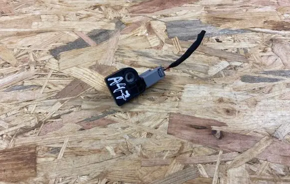Tesla Model 3 Airbag deployment crash/impact sensor 147344700A