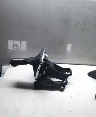 Toyota Corolla Verso AR10 Gear shifter/selector 335300F010