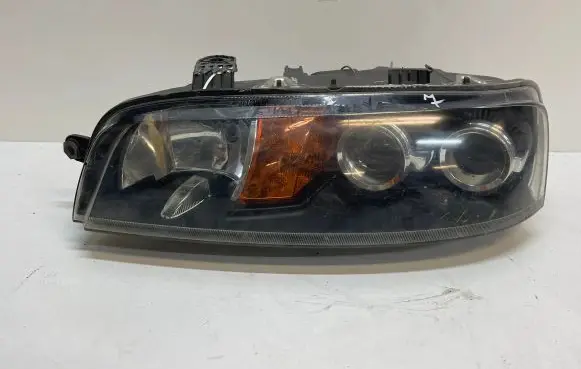 Fiat Punto (188) Headlight/headlamp 89100957