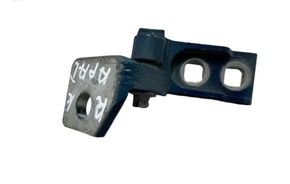 Opel Corsa E Front door lower hinge 