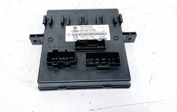 Audi Q7 4L Comfort/convenience module 4F0907279C