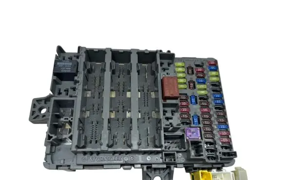 Honda Civic IX Fuse module 116RA000021 07030A1 E2VTV0E240