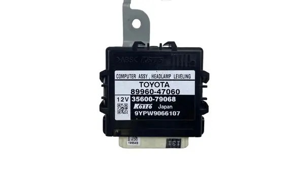 Toyota Prius (XW30) Light module LCM 8996047060