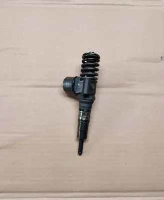 Audi A3 S3 8P Fuel injector 03G130073G 0414720404