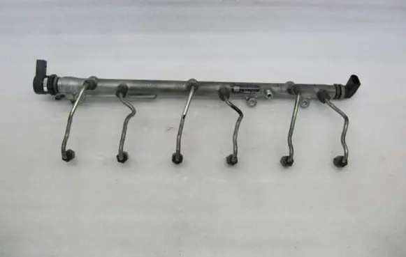 BMW 5 E60 E61 Fuel main line pipe 7795514