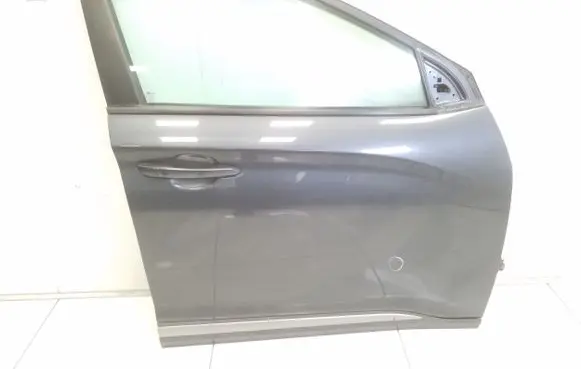 Hyundai Kona I Front door