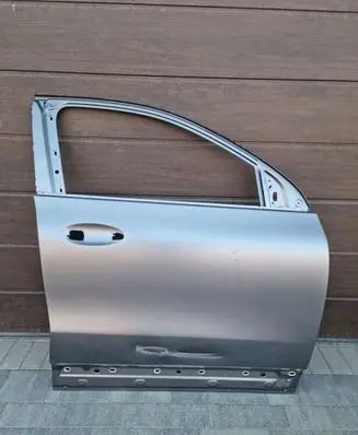 Mercedes-Benz GLA W156 Front door