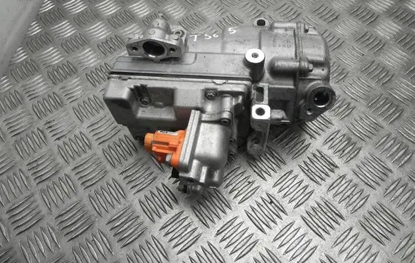 Renault Zoe Air conditioning (A/C) compressor (pump) 926005749R
