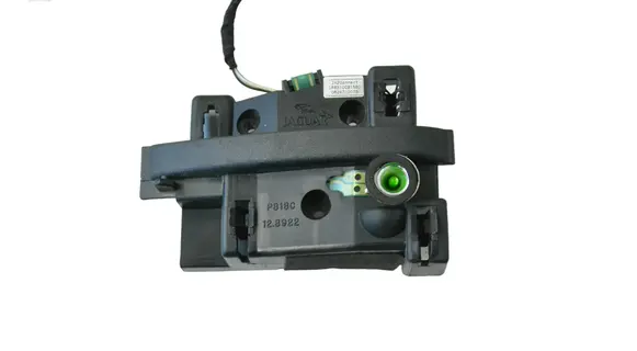 Passenger airbag on/off switch