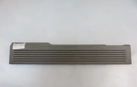 Hummer H2 Foot area side trim 15182379